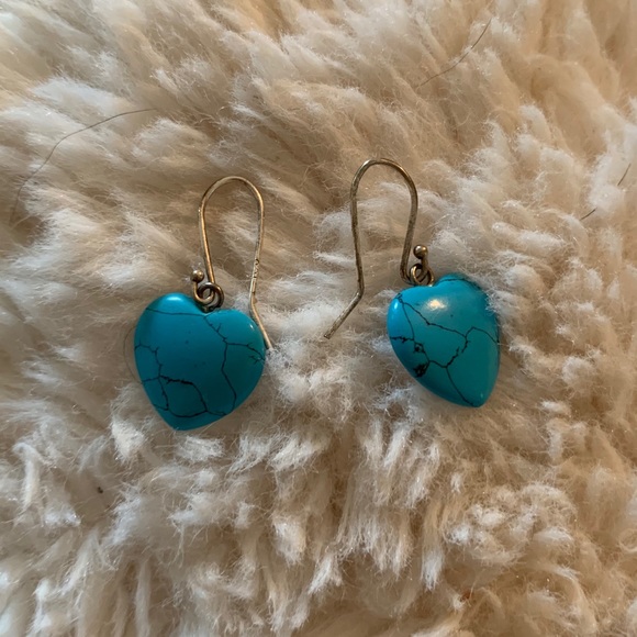 Vintage turquoise and silver heart drop earrings - Picture 2 of 3